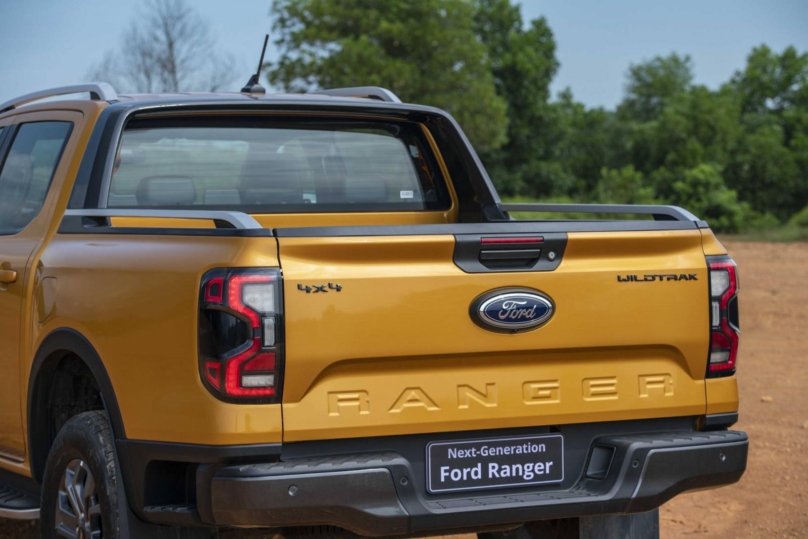 Ford Ranger 2022 thế hệ mới có giá từ 659 triệu đồng tại Việt Nam