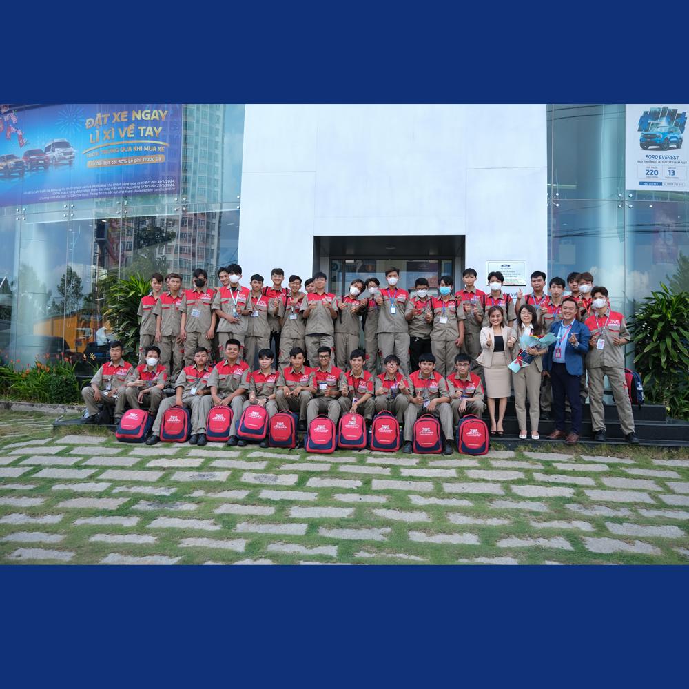 CHƯƠNG TRÌNH THAM QUAN THỰC TẾ CỦA SINH VIÊN TRƯỜNG CAO ĐẲNG VIỆT MỸ TẠI CẦN THƠ FORD