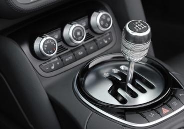 Kỹ năng lái xe an toàn: Cách thức sử dụng hộp số đúng cách